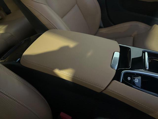 S60 リチャジアルティメットT6AWDプラグインハイブリド 認定中古車 サンルーフ ワンオーナー 禁煙車 AWD harman/kardon インテリセーフ 衝突被害軽減ブレーキ 360°ビューカメラ パイロットアシスト 純正9インチナビ シートヒーター(46枚目)