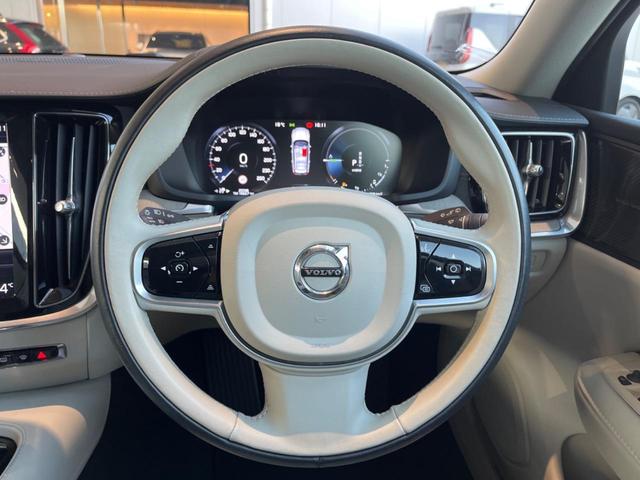 Ｖ６０ リチャジアルティメットＴ６ＡＷＤプラグインハイブリド　認定中古車　　パノラマガラスサンルーフ　純正ナビ　３６０°ビューカメラ　メモリー機能付きパワーシート　禁煙車　シートヒーター　ベンチレーション　パワーテールゲート　Ｂｌｕｅｔｏｏｔｈ　ＥＴＣ（11枚目）