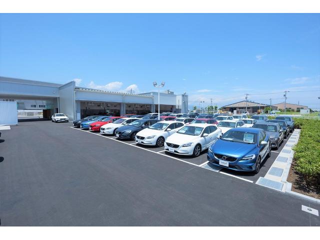 Ｖ６０ リチャジアルティメットＴ６ＡＷＤプラグインハイブリド　認定中古車　　パノラマガラスサンルーフ　純正ナビ　３６０°ビューカメラ　メモリー機能付きパワーシート　禁煙車　シートヒーター　ベンチレーション　パワーテールゲート　Ｂｌｕｅｔｏｏｔｈ　ＥＴＣ（70枚目）