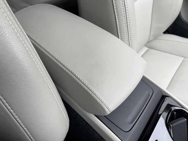 ＸＣ４０ Ｔ４　ＡＷＤ　インスクリプション　認定中古車　ｈａｒｍａｎ／ｋａｒｄｏｎ　白革シート　純正ナビ　３６０°ビューカメラ　メモリー機能付きパワーシート　シートヒーター　禁煙車　Ｂｌｕｅｔｏｏｔｈ　パワーテールゲート　ＥＴＣ　ルーフレール（43枚目）