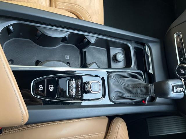 S60 T5 インスクリプション 認定中古車 パノラマガラスサンルーフ harman/kardon 茶革シート メモリー機能付きパワーシート 純正ナビ 360°ビューカメラ 禁煙車 Bluetooth シートヒーター ベンチレーション(38枚目)