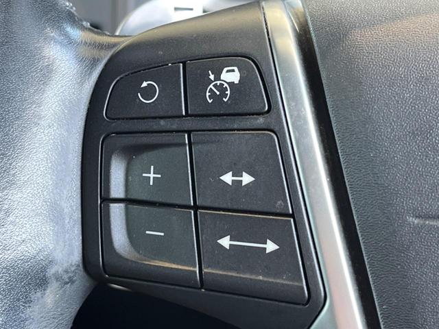 ＸＣ６０ Ｄ４　ＳＥ　黒革シート　純正ナビ　バックカメラ　メモリー機能付きパワーシート　シートヒーター　禁煙車　Ｂｌｕｅｔｏｏｔｈ　パドルシフト　ＥＴＣ　ＢＬＩＳ　パワーテールゲート　ＣＤ　ＤＶＤ（8枚目）