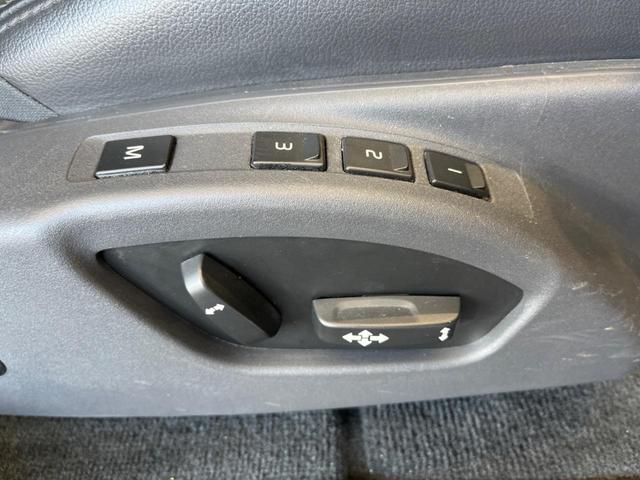 ＸＣ６０ Ｄ４　ＳＥ　黒革シート　純正ナビ　バックカメラ　メモリー機能付きパワーシート　シートヒーター　禁煙車　Ｂｌｕｅｔｏｏｔｈ　パドルシフト　ＥＴＣ　ＢＬＩＳ　パワーテールゲート　ＣＤ　ＤＶＤ（10枚目）