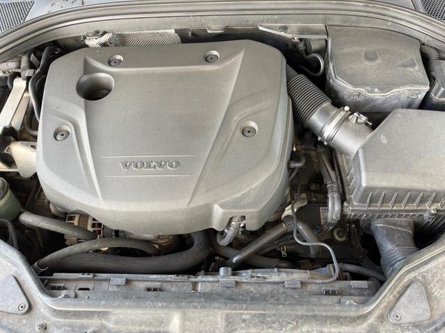 ＸＣ６０ Ｄ４　ＳＥ　黒革シート　純正ナビ　バックカメラ　メモリー機能付きパワーシート　シートヒーター　禁煙車　Ｂｌｕｅｔｏｏｔｈ　パドルシフト　ＥＴＣ　ＢＬＩＳ　パワーテールゲート　ＣＤ　ＤＶＤ（20枚目）