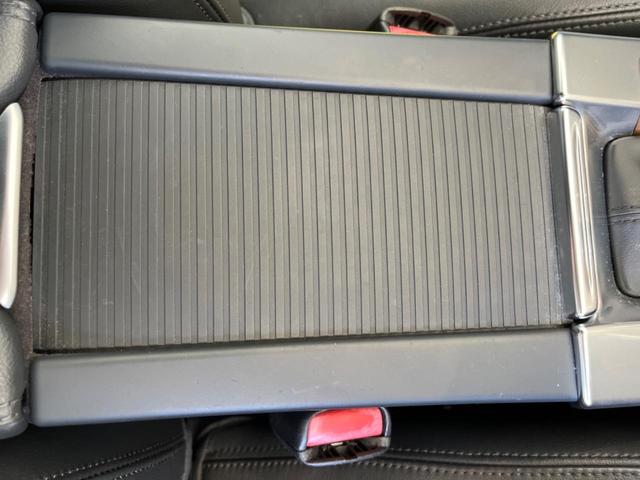 ＸＣ６０ Ｄ４　ＳＥ　黒革シート　純正ナビ　バックカメラ　メモリー機能付きパワーシート　シートヒーター　禁煙車　Ｂｌｕｅｔｏｏｔｈ　パドルシフト　ＥＴＣ　ＢＬＩＳ　パワーテールゲート　ＣＤ　ＤＶＤ（42枚目）