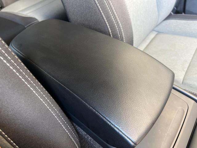 XC40 プラス B4 AWD 認定中古車 ワンオーナー 純正ナビ 360°ビューカメラ 禁煙車 メモリー機能付きパワーシート Bluetooth パワーテールゲート ルーフレール シートヒーター BLIS LEDヘッドライト(37枚目)