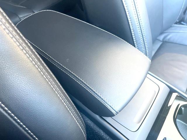 XC40 アルティメット B4 AWD 認定中古車 harman/kardon 黒革シート Googleナビ 360°ビューカメラ 禁煙車 メモリー機能付きパワーシート シートヒーター ハンドルヒーター ルーフレール パワーテールゲート(42枚目)