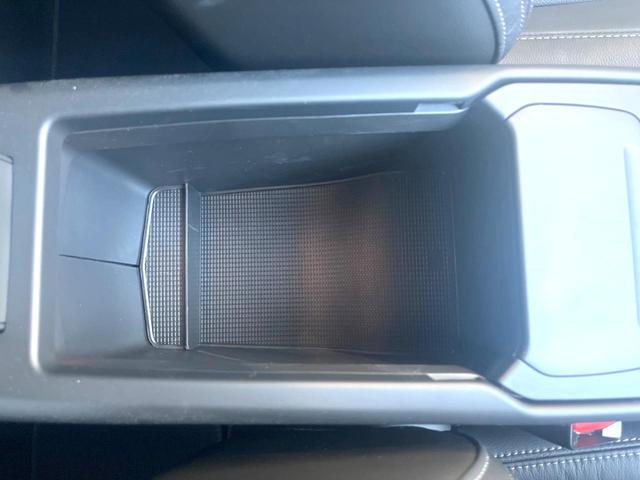 XC40 アルティメット B4 AWD 認定中古車 harman/kardon 黒革シート Googleナビ 360°ビューカメラ 禁煙車 メモリー機能付きパワーシート シートヒーター ハンドルヒーター ルーフレール パワーテールゲート(43枚目)