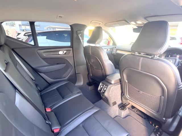 XC40 アルティメット B4 AWD 認定中古車 harman/kardon 黒革シート Googleナビ 360°ビューカメラ 禁煙車 メモリー機能付きパワーシート シートヒーター ハンドルヒーター ルーフレール パワーテールゲート(48枚目)