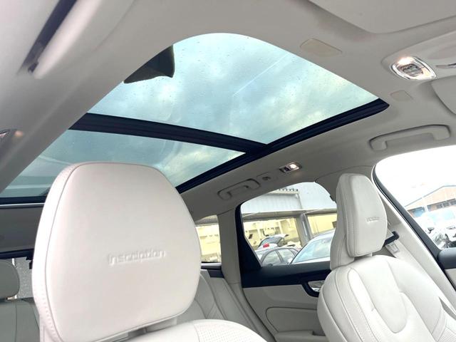 ＸＣ６０ Ｔ８　ツインエンジン　ＡＷＤ　インスクリプション　サンルーフ　ファインナッパレザー　スーパーチャージャー　Ｂ＆Ｗプレミアムサウンド　エアサスペンション　衝突被害軽減ブレーキ　３６０°ビューカメラ　パイロットアシスト　レーダークルーズ　純正９インチナビ（5枚目）
