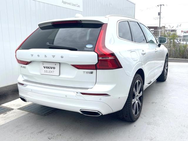 ＸＣ６０ Ｔ８　ツインエンジン　ＡＷＤ　インスクリプション　サンルーフ　ファインナッパレザー　スーパーチャージャー　Ｂ＆Ｗプレミアムサウンド　エアサスペンション　衝突被害軽減ブレーキ　３６０°ビューカメラ　パイロットアシスト　レーダークルーズ　純正９インチナビ（24枚目）