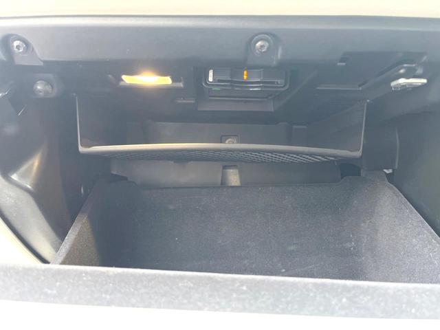 ＸＣ６０ Ｔ８　ツインエンジン　ＡＷＤ　インスクリプション　サンルーフ　ファインナッパレザー　スーパーチャージャー　Ｂ＆Ｗプレミアムサウンド　エアサスペンション　衝突被害軽減ブレーキ　３６０°ビューカメラ　パイロットアシスト　レーダークルーズ　純正９インチナビ（54枚目）