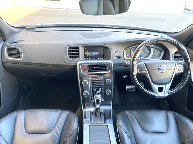 Ｖ６０Ｄ４ダイナミックエディションが入庫しました！ディーゼルエンジンで燃費良好！ロングドライブにはピッタリ！さらに安全機能や快適機能は標準装備！こんな贅沢な車はない！スタッフお勧めの一台です！