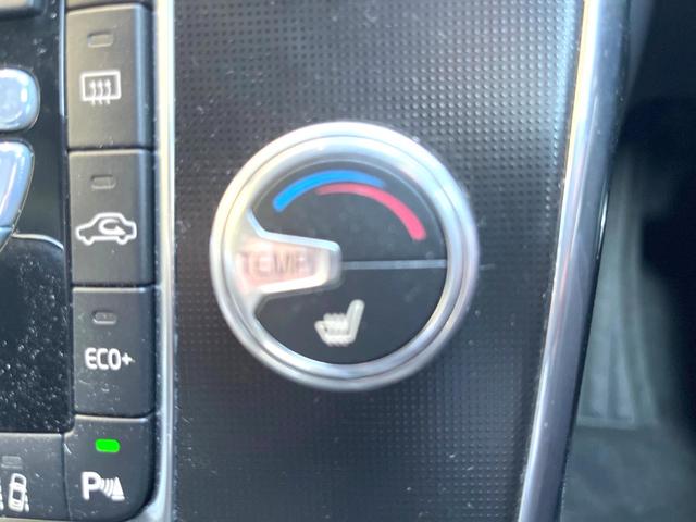 【シートヒーター】寒い日に重宝するシートヒーター！エアコンより早く温まってくれるので寒がりの人も安心ですね。エアコンの温風は乾燥するから苦手、という方にもをおすすめです。