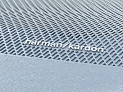 【ｈａｒｍａｎ　ｋａｒｄｏｎ】ハーマンカードンのＨｉ-Ｆｉスペシャリストと共に、モデル別に開発・設計された専用チューニングが臨場感溢れる音響空間を実現しています。 5