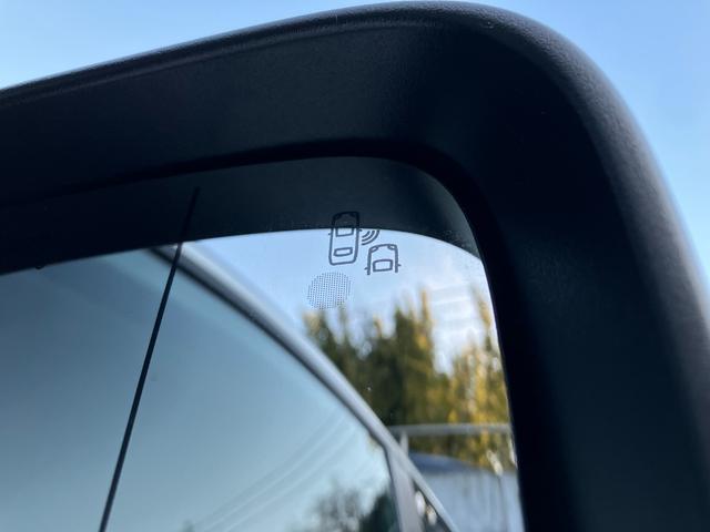 リアゲートの開閉幅も小さく、ゲートオープンも便利です！