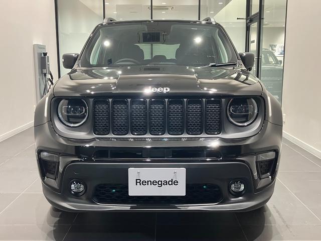 ジープ・レネゲード アルティテュード　ｅ－ハイブリッド　登録済未使用車　新車保証継承（3枚目）