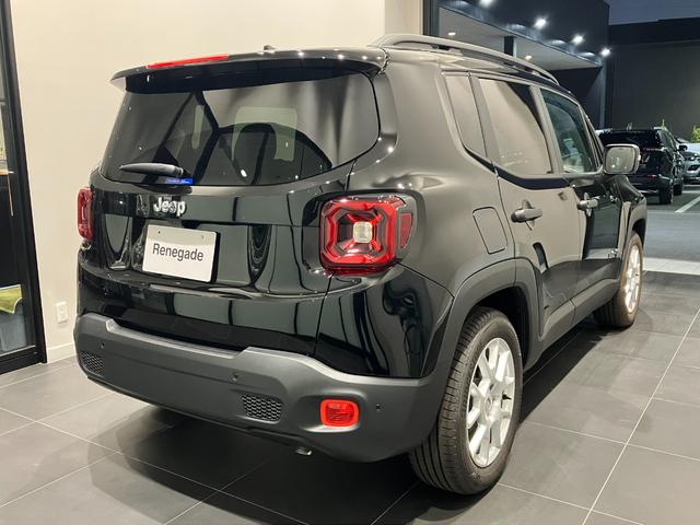 ジープ・レネゲード アルティテュード　ｅ－ハイブリッド　登録済未使用車　新車保証継承（6枚目）