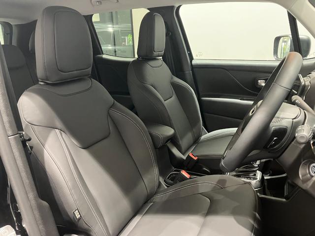 ジープ・レネゲード アルティテュード　ｅ－ハイブリッド　登録済未使用車　新車保証継承（12枚目）