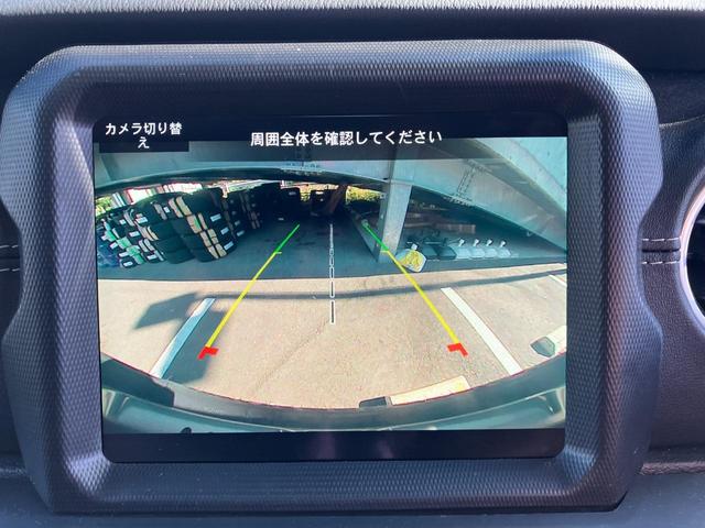 ジープ・ラングラーアンリミテッド サハラ 18インチアルミホイール、アダプティブクルーズコントロール、前後障害物センサー、AppleCarPlay、Android Auto、ブラインドスポットアラート、レザーシート、シートヒーター(44枚目)