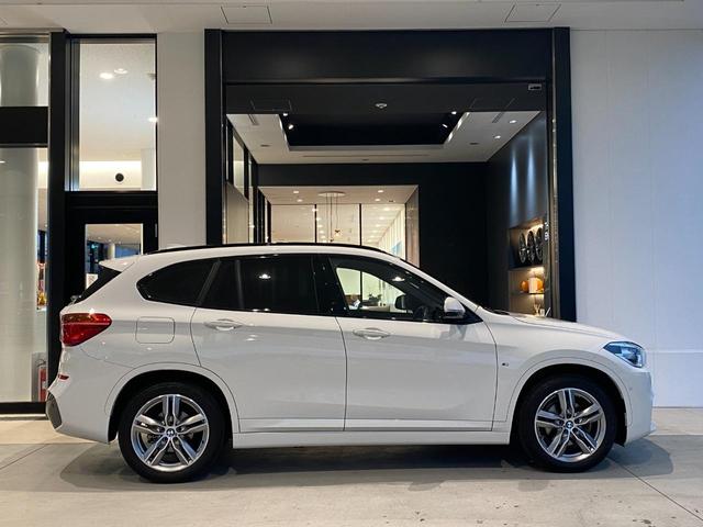 xDrive 18d Mスポーツ 弊社下取 禁煙車 社外ドラレコ インテリジェントセーフティー パーキングアシスト オートトランク シートヒーター 前後センサー コンフォートアクセス アルカンターラ手動シート(8枚目)