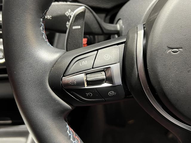 M4クーペ アダプティブMサスペンション 赤革スポーツシート ヘッドアップディスプレイ ハーマンカードン カーボンルーフ 禁煙1オーナー車 シートヒーター オートクルーズコントロール フルセグTV パドルシフト(15枚目)