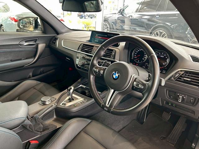 Ｍ２ コンペティション　【正規認定中古車】【全国正規ディーラー保証付／２年・走行距離無制限】【７速　Ｍ　ＤＣＴ　Ｄｒｉｖｅｌｏｇｉｃ】【クルーズコントロール】【シートヒーター】【Ｂｌｕｅｔｏｏｔｈ】【禁煙】【前車衝突警告】（11枚目）