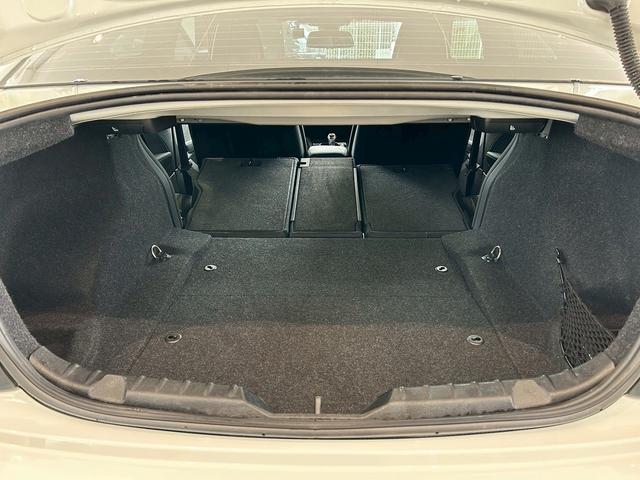 Ｍ２ コンペティション　【正規認定中古車】【全国正規ディーラー保証付／２年・走行距離無制限】【７速　Ｍ　ＤＣＴ　Ｄｒｉｖｅｌｏｇｉｃ】【クルーズコントロール】【シートヒーター】【Ｂｌｕｅｔｏｏｔｈ】【禁煙】【前車衝突警告】（25枚目）
