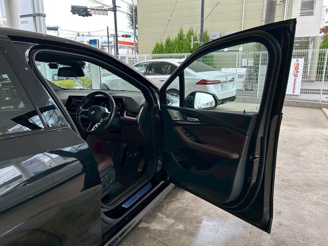 2シリーズ 218iアクティブツアラー Mスポーツ 【BMW正規ディーラー/認定中古車2年保証付き】【ハイラインパッケージ】【harman/kardon】【茶革シート】【サンプロテクションガラス】 【ACC】【50thエンブレム】【シートヒーター】(8枚目)