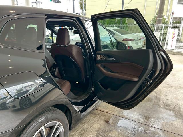 2シリーズ 218iアクティブツアラー Mスポーツ 【BMW正規ディーラー/認定中古車2年保証付き】【ハイラインパッケージ】【harman/kardon】【茶革シート】【サンプロテクションガラス】 【ACC】【50thエンブレム】【シートヒーター】(18枚目)