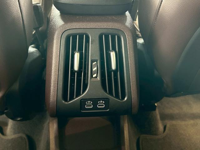 2シリーズ 218iアクティブツアラー Mスポーツ 【BMW正規ディーラー/認定中古車2年保証付き】【ハイラインパッケージ】【harman/kardon】【茶革シート】【サンプロテクションガラス】 【ACC】【50thエンブレム】【シートヒーター】(23枚目)