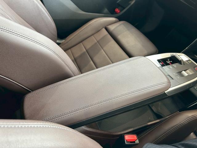 2シリーズ 218iアクティブツアラー Mスポーツ 【BMW正規ディーラー/認定中古車2年保証付き】【ハイラインパッケージ】【harman/kardon】【茶革シート】【サンプロテクションガラス】 【ACC】【50thエンブレム】【シートヒーター】(40枚目)