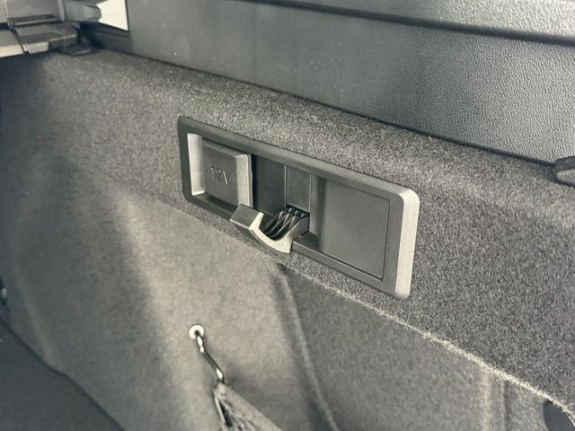 X3 20d xDrive Mスポーツ 4WD 【正規認定中古車】【全国正規ディーラー保証付/2年・走行距離無制限】【弊社下取車/1オーナー/禁煙車】【レザーメリノシート】【ベンチレーションシート】【ステアリングヒーター】【20インチAW】(28枚目)