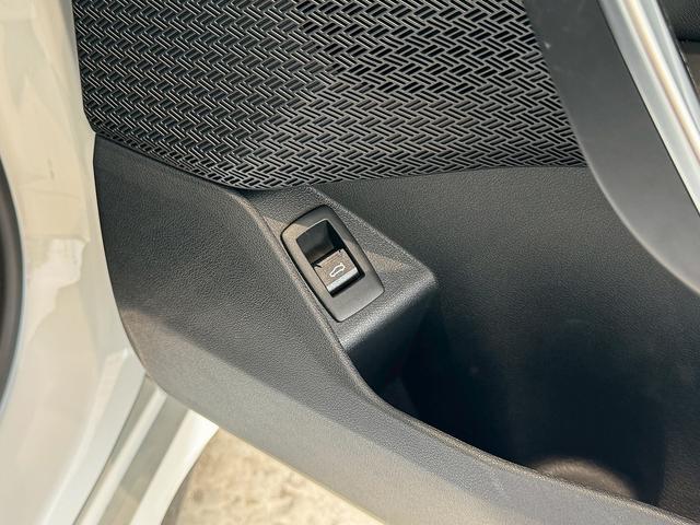 iX1 eDrive 20 Mスポーツ ハイラインパッケージ 【BMW正規ディーラー/認定中古車2年保証付き】弊社試乗車】【ハイラインパッケージ】【テクノロジーパッケージ】 【前車追従機能】【ヘッドアップディスプレイ】【Androidauto】【シートヒーター】(10枚目)