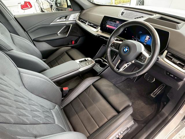 iX1 eDrive 20 Mスポーツ ハイラインパッケージ 【BMW正規ディーラー/認定中古車2年保証付き】弊社試乗車】【ハイラインパッケージ】【テクノロジーパッケージ】 【前車追従機能】【ヘッドアップディスプレイ】【Androidauto】【シートヒーター】(11枚目)