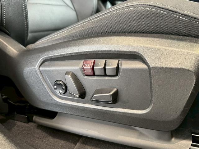 iX1 eDrive 20 Mスポーツ ハイラインパッケージ 【BMW正規ディーラー/認定中古車2年保証付き】弊社試乗車】【ハイラインパッケージ】【テクノロジーパッケージ】 【前車追従機能】【ヘッドアップディスプレイ】【Androidauto】【シートヒーター】(13枚目)