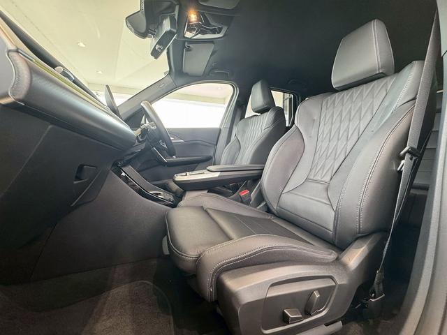 iX1 eDrive 20 Mスポーツ ハイラインパッケージ 【BMW正規ディーラー/認定中古車2年保証付き】弊社試乗車】【ハイラインパッケージ】【テクノロジーパッケージ】 【前車追従機能】【ヘッドアップディスプレイ】【Androidauto】【シートヒーター】(17枚目)