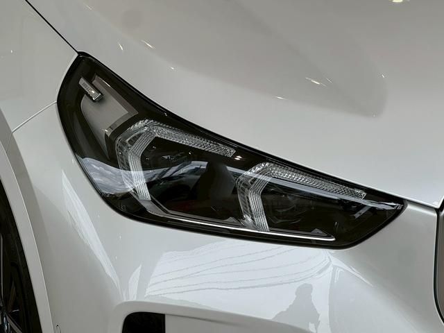 iX1 eDrive 20 Mスポーツ ハイラインパッケージ 【BMW正規ディーラー/認定中古車2年保証付き】弊社試乗車】【ハイラインパッケージ】【テクノロジーパッケージ】 【前車追従機能】【ヘッドアップディスプレイ】【Androidauto】【シートヒーター】(49枚目)