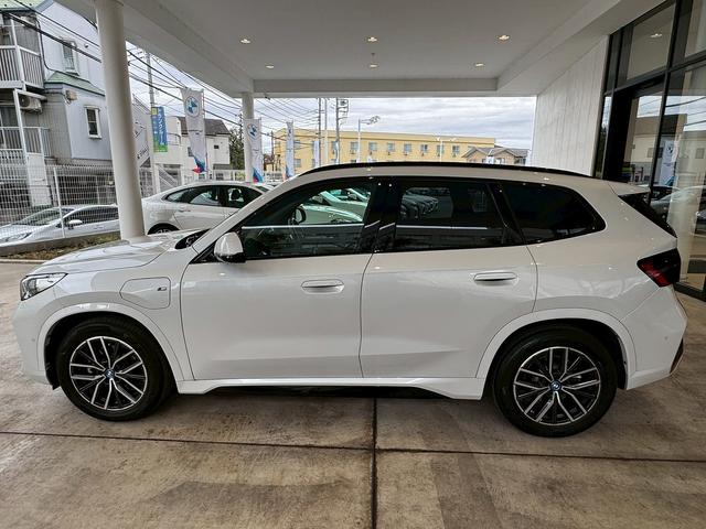 iX1 eDrive 20 Mスポーツ ハイラインパッケージ 【BMW正規ディーラー/認定中古車2年保証付き】弊社試乗車】【ハイラインパッケージ】【テクノロジーパッケージ】 【前車追従機能】【ヘッドアップディスプレイ】【Androidauto】【シートヒーター】(65枚目)