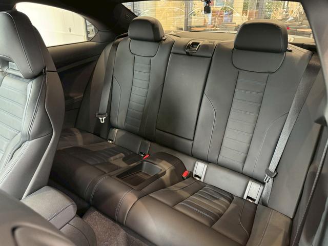 2シリーズ M240i xDriveクーペ 【正規認定中古車】【全国正規ディーラー保証付/2年・走行距離無制限】【弊社下取車/1オーナー/禁煙車】【Harman/Kardon】【ヘッドアップディスプレイ】【トップビューカメラ】【19インチAW】(20枚目)