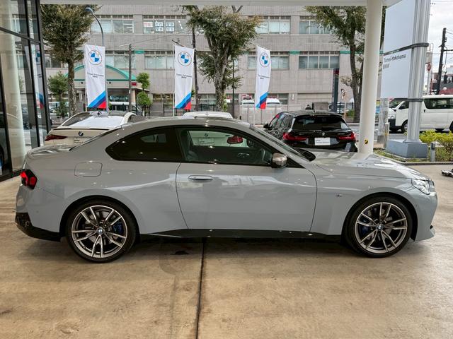2シリーズ M240i xDriveクーペ 【正規認定中古車】【全国正規ディーラー保証付/2年・走行距離無制限】【弊社下取車/1オーナー/禁煙車】【Harman/Kardon】【ヘッドアップディスプレイ】【トップビューカメラ】【19インチAW】(59枚目)