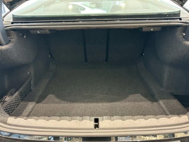 オートローンをご検討のお客様へ−スタンダードローンをはじめ、自由返済型、残価設定型など各種ローンの取り扱いがございます。試算などお気軽にお申し付けください。