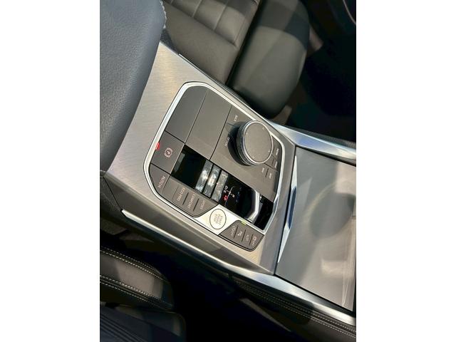 「自動車保険も、純正のクオリティを。」ＢＭＷ正規ディーラーのみが取り扱い可能な、ＢＭＷ専用自動車保険。専任のスタッフが皆様のカーライフを、２４時間３６５日サポート。試算などお気軽にお申し付けください。