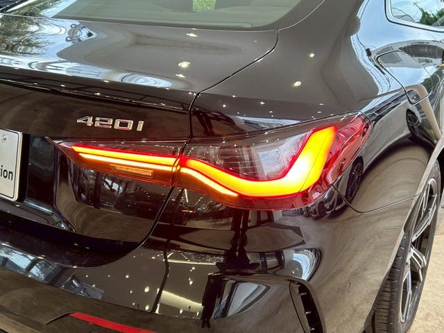 ＢＭＷメカニックの「マイスター」が数多く在籍しております。点検整備時に交換が必要な項目（ＢＭＷ認定指定交換指定部品など）に関しましては、すべて新品の純正部品を使用させて頂きます。