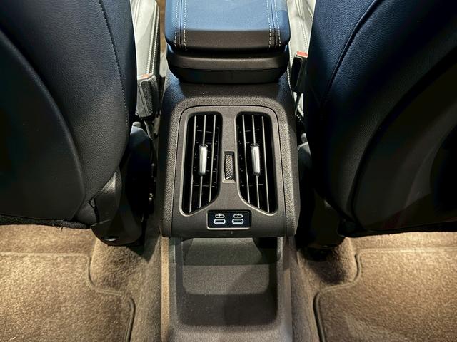 ＢＭＷ正規認定中古車はもちろん全国各地のＢＭＷ正規ディーラーにて点検修理、保証対応が可能です。遠方のお客様やご転勤の多い方にも、安心してお乗り頂けます。