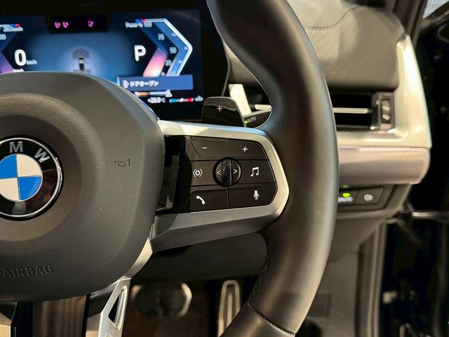 保証期間中にトラブルが発生した際には、緊急連絡を２４時間フリーダイヤルでお受けします。応急処理のアドバイスのみならず、出張修理やレッカーなどの手配いたします。