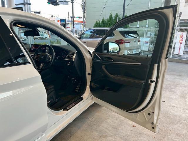 X4 xDrive 20d Mスポーツ 【正規認定中古車】【全国正規ディーラー保証付/2年・走行距離無制限】【後期型】【禁煙】【全席シートヒーター】【シートエアコン】【トップビュー】【パノラマサンルーフ】【20インチ】【ハンドルヒーター】(9枚目)