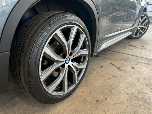 Ｘ１ ｘＤｒｉｖｅ　２０ｉ　ｘライン　【正規認定中古車】【最長４年！全国正規ディーラー保証付／２年・走行距離無制限】【弊社下取／禁煙車】【１９インチアロイホイール】【茶革シート】【シートヒーター】【オートトランク】【バックカメラ】（7枚目）