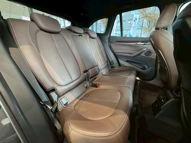 Ｘ１ ｘＤｒｉｖｅ　２０ｉ　ｘライン　【正規認定中古車】【最長４年！全国正規ディーラー保証付／２年・走行距離無制限】【弊社下取／禁煙車】【１９インチアロイホイール】【茶革シート】【シートヒーター】【オートトランク】【バックカメラ】（16枚目）