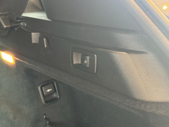 Ｘ１ ｘＤｒｉｖｅ　２０ｉ　ｘライン　【正規認定中古車】【最長４年！全国正規ディーラー保証付／２年・走行距離無制限】【弊社下取／禁煙車】【１９インチアロイホイール】【茶革シート】【シートヒーター】【オートトランク】【バックカメラ】（24枚目）